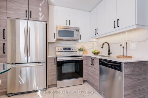 Photo 5 at 17 - 90 George Henry Boulevard, Henry Farm, Toronto