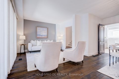 Photo 11 at 17 - 90 George Henry Boulevard, Henry Farm, Toronto