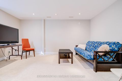 Photo 32 at 17 - 90 George Henry Boulevard, Henry Farm, Toronto