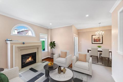 Photo 11 at 164 Canada Drive, Vellore Village, Vaughan