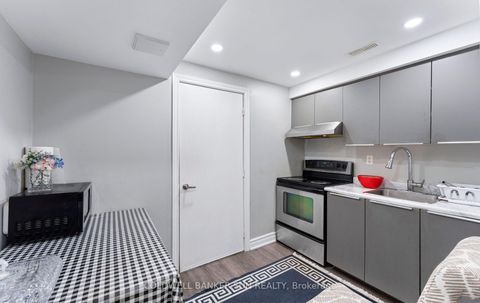 Photo 39 at 164 Canada Drive, Vellore Village, Vaughan