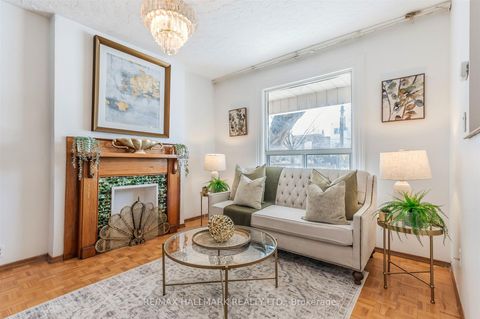 Photo 6 at 4 Irene Avenue, Junction, Toronto