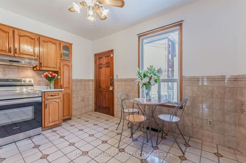 Photo 18 at 4 Irene Avenue, Junction, Toronto