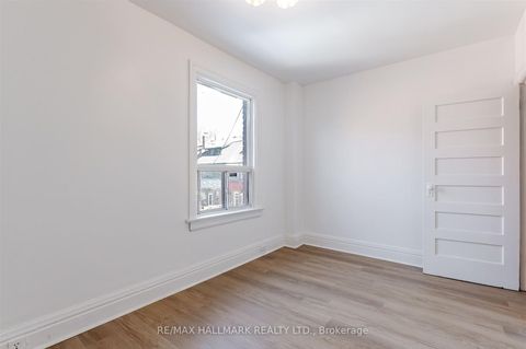 Photo 32 at 4 Irene Avenue, Junction, Toronto