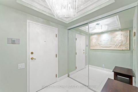 Photo 1 at 1503 - 3 Concorde Place, Don Mills, Toronto