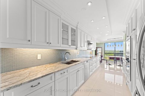 Photo 2 at 1503 - 3 Concorde Place, Don Mills, Toronto