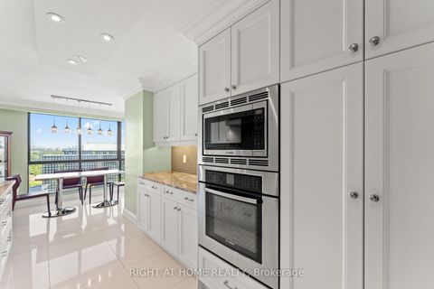 Photo 7 at 1503 - 3 Concorde Place, Don Mills, Toronto