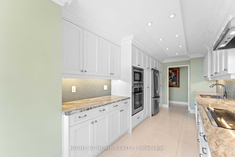 Photo 8 at 1503 - 3 Concorde Place, Don Mills, Toronto