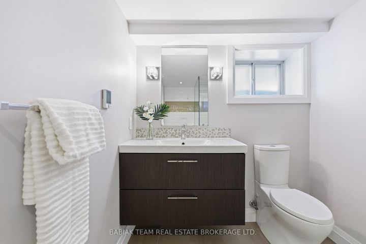 Photo 34 at 532 Windermere Avenue, Bloor West Village, Toronto