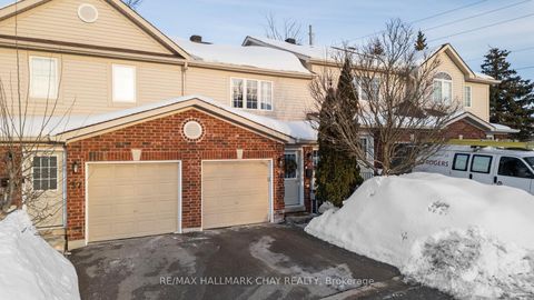 Photo 0 at 38 - 430 MAPLEVIEW Drive E, Painswick South, Barrie