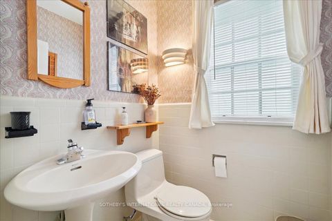 Photo 14 at 5 Moorehill Drive, Leaside, Toronto