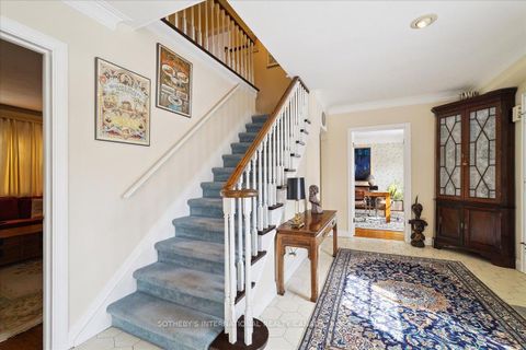 Photo 15 at 5 Moorehill Drive, Leaside, Toronto