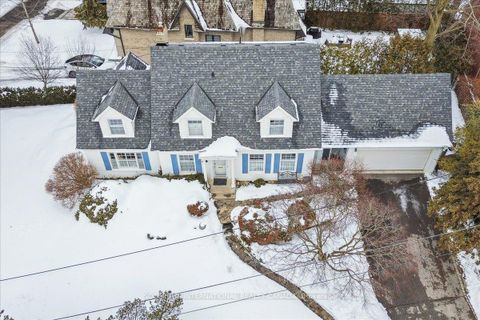 Photo 34 at 5 Moorehill Drive, Leaside, Toronto