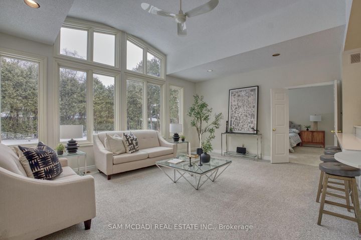 Photo 11 at 521 Vanessa Crescent, Lorne Park, Mississauga