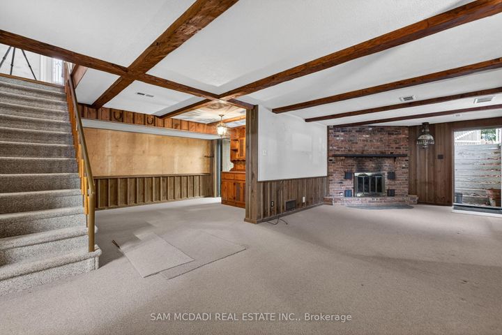 Photo 29 at 521 Vanessa Crescent, Lorne Park, Mississauga