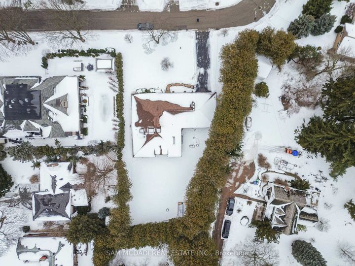 Photo 40 at 521 Vanessa Crescent, Lorne Park, Mississauga