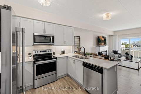 Photo 8 at 316 - 290 Liberty Street N, Bowmanville, Clarington