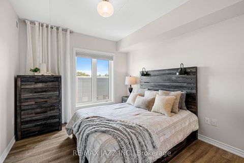 Photo 17 at 316 - 290 Liberty Street N, Bowmanville, Clarington