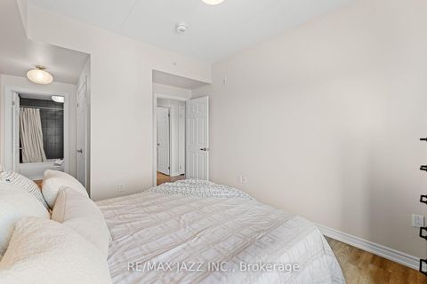 Photo 18 at 316 - 290 Liberty Street N, Bowmanville, Clarington