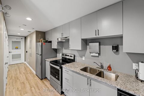 Photo 31 at 316 - 290 Liberty Street N, Bowmanville, Clarington