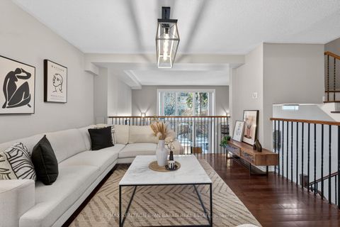 Photo 11 at 79 Scenic Mill Way, Windfields, Toronto