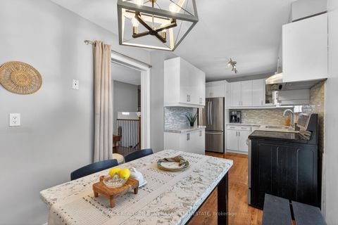 Photo 20 at 79 Scenic Mill Way, Windfields, Toronto