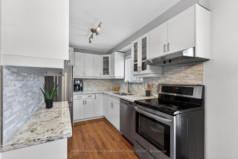 Photo 21 at 79 Scenic Mill Way, Windfields, Toronto