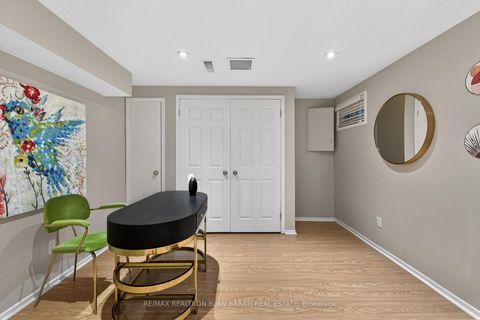 Photo 33 at 79 Scenic Mill Way, Windfields, Toronto