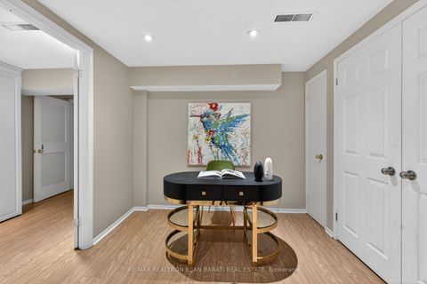 Photo 34 at 79 Scenic Mill Way, Windfields, Toronto