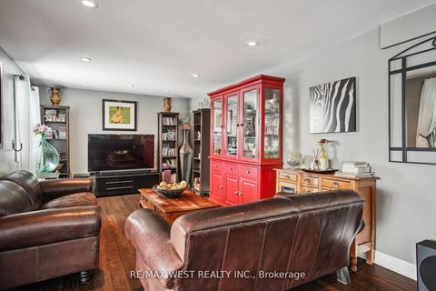 Photo 6 at 30 Quiet Heights Lane, Historic Lakeshore Communities, Georgina