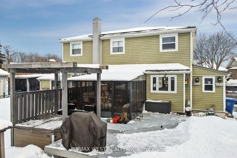 Photo 16 at 30 Quiet Heights Lane, Historic Lakeshore Communities, Georgina