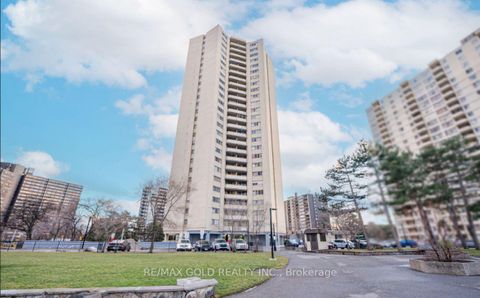 Photo 3 at 2107 - 330 Dixon Road, The Westway, Toronto