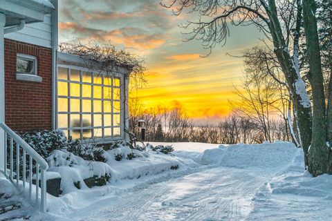 Photo 33 at 150 Collingwood Street, Codrington, Barrie