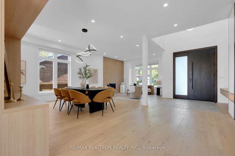 Photo 8 at 28 Ternhill Crescent, Don Mills, Toronto