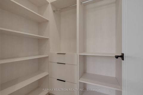 Photo 36 at 28 Ternhill Crescent, Don Mills, Toronto