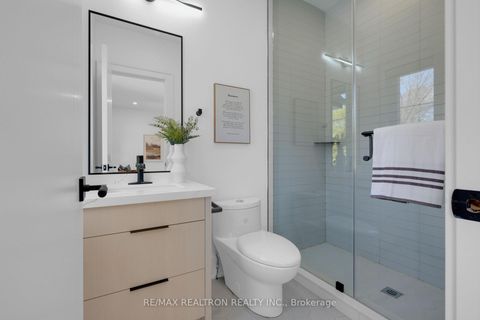 Photo 38 at 28 Ternhill Crescent, Don Mills, Toronto