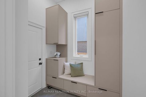 Photo 46 at 28 Ternhill Crescent, Don Mills, Toronto