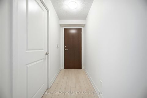 Photo 5 at 2424 - 2 Eva Road, Etobicoke West Mall, Toronto