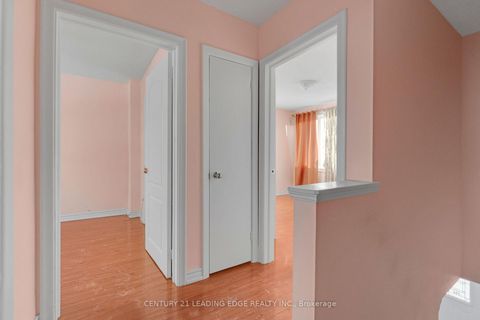 Photo 15 at 57 - 740 Kennedy Road, Ionview, Toronto