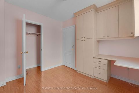 Photo 21 at 57 - 740 Kennedy Road, Ionview, Toronto