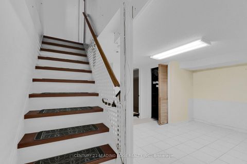 Photo 23 at 57 - 740 Kennedy Road, Ionview, Toronto