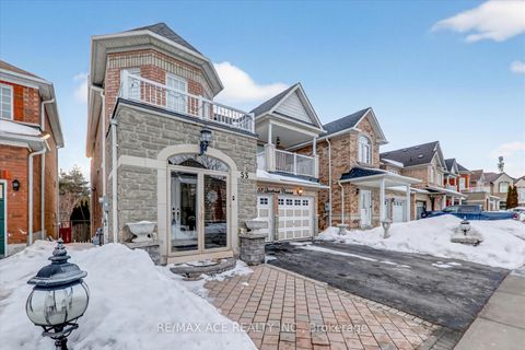 Photo 2 at 53 Quietbrook Crescent, Rouge E11, Toronto