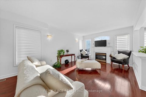 Photo 8 at 53 Quietbrook Crescent, Rouge E11, Toronto