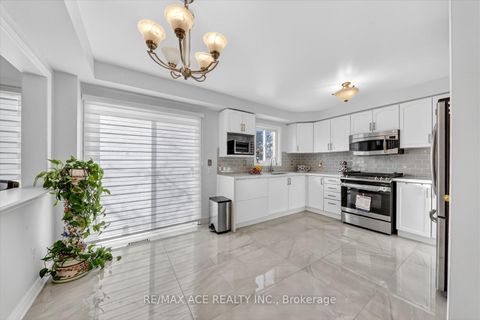 Photo 12 at 53 Quietbrook Crescent, Rouge E11, Toronto