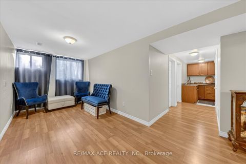 Photo 34 at 53 Quietbrook Crescent, Rouge E11, Toronto