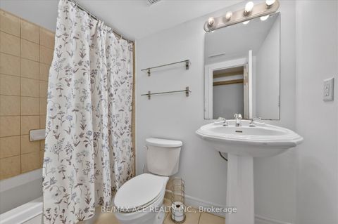 Photo 36 at 53 Quietbrook Crescent, Rouge E11, Toronto