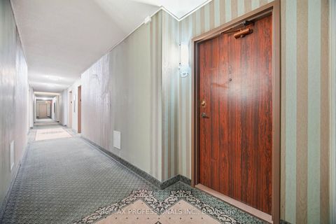 Photo 6 at 705 - 299 Mill Road, Markland Wood, Toronto