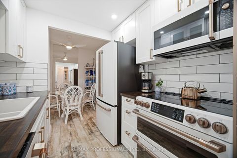 Photo 18 at 705 - 299 Mill Road, Markland Wood, Toronto