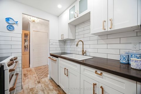 Photo 19 at 705 - 299 Mill Road, Markland Wood, Toronto