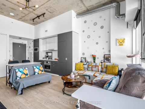 Photo 9 at 1210 - 170 Bayview Avenue, Waterfront Communities C8, Toronto